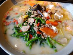 -大头虾越式风味餐厅(光明广场店)