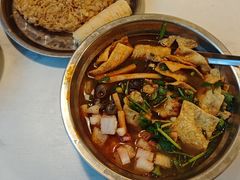 -柳州肥姨妈大骨螺蛳粉(老闵行店)