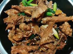 -雍景湾大酒楼(怡翠花园店)