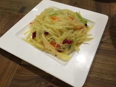 酸辣土豆丝-朋友圈概念餐厅(象山万达广场店)
