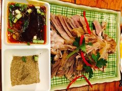 手抓羊肉-东方亚克西餐厅(西康路店)