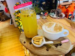 -Rabbit Cafe私房西餐甜点咖啡(栖霞路店)