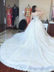 -拉瑞娜LaReine婚纱礼服高级定制