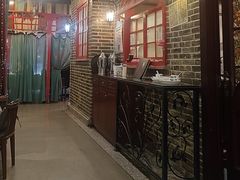 -东口码头·烧鸽子·鱼头泡饼·地方菜(金鹰悦城店)