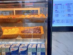 面包甜点陈列柜-茶百道(湖墅潮王路店)
