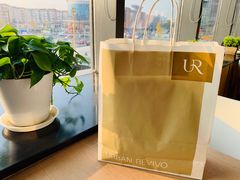 -URBAN REVIVO(七宝领展广场店)