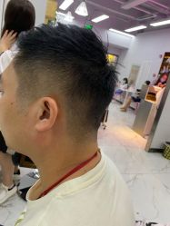 -Feel 羽毛接发