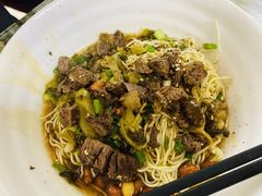 -阿阳牛腩腌面店