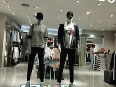 -王府井百货(中州中路店)