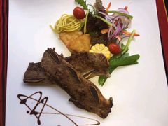 奥洲牛仔骨-月亮眼花园餐厅书吧酒吧