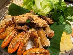 -大头虾越式风味餐厅(光明广场店)