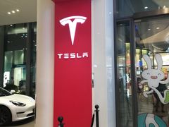 -TESLA 特斯拉(广州天环广场体验店)