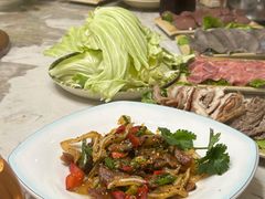 -周老三跷脚牛肉·全牛火锅(非遗传承店)