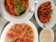 -龙巢盱眙龙虾·牛蛙·烧烤宵夜(八卦岭店)