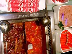 -海底捞火锅鲜切牛肉主题店(长寿路店)