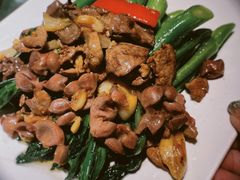 菜心炒鸽杂-大鸽饭(北京路店)