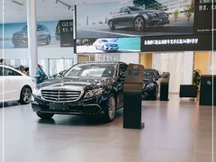 -天津波士信达奔驰4S店(卫津南路店)