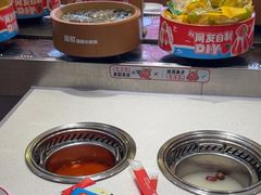 -龍歌自助小火锅(市南金茂湾店)
