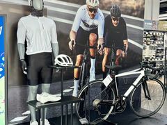 -迪卡侬(顺峰山店)