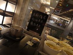 -西安皇冠假日酒店·朱雀咖啡厅