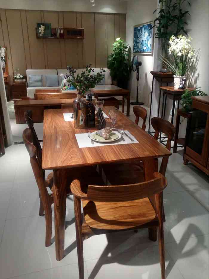 欢邸家具缘木居domicil沙克(汶水红星美凯龙店)-"不经意间走到这家