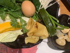 -呷哺呷哺 黄金牧场 (阳泉滨河新天地店)