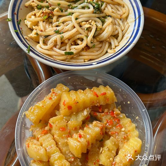老天井·传统豆花米线云难特色小吃店(螺峰街店)