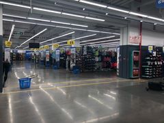 店内环境-迪卡侬(民族东店)
