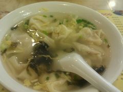 虾肉小馄饨-王家沙点心店(南京西路总店)