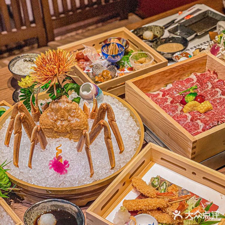 蟹滋宴｜马上解锁一蟹六吃的深海盛宴‼️