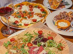 -JINNS锦时 steak&pizza(浸信会礼拜堂旧址店)