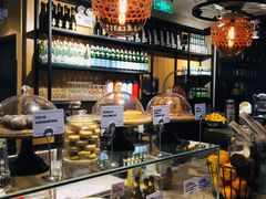 面包甜点陈列柜-Moka Bros 摩卡站(西单大悦城店)