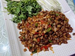 -巴特餐饮6加1音乐餐吧·新疆菜