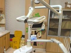 -上海仁爱医院口腔科 · 种植