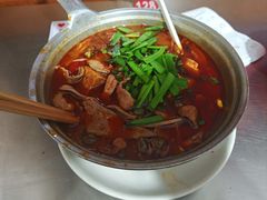 -铁锅哥米线