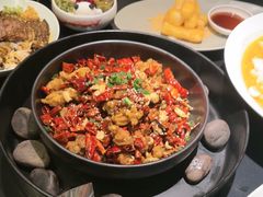 -麻六记(凤凰汇店)