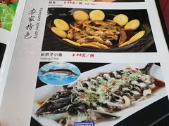 -北京龙庆四季香农家饭庄·灶台鱼·碳烤虹鳟鱼(龙庆峡店)