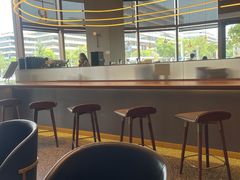 -星巴克臻选(上海虹桥新天地三店)