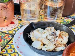 蒜香小墨鱼仔-BROWNSTONE布朗石西班牙餐厅(富城店)