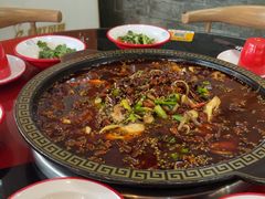 -烧哥美蛙肥肠鱼火锅·十五年社区店