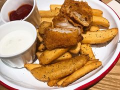 -HELLO 27 意面·沙拉·帕尼尼