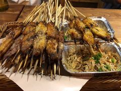 -万记麻辣烫国展总店