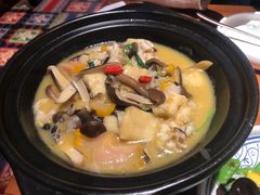 -云海肴·汽锅鸡·云南菜(美罗城店)