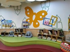 -上海青草地幼儿园