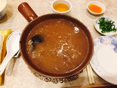 -顶上鱼翅燕窝专卖店