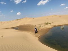 -亿利库布其七星湖沙漠生态旅游区