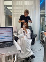 -PE SALON
