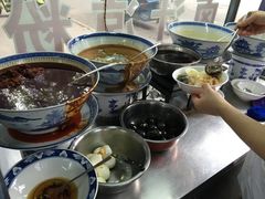 -何老二卤汁凉粉