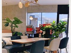 -必胜客(中大银泰店)