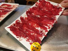 鲜切肥牛-半斤-潮泰牛肉火锅 · 创于1992年(车公庙店)